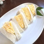 和洋喫茶 レモンの木 - 厚焼き卵サンド