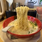 泡系しおとんこつラーメン べらしお - 