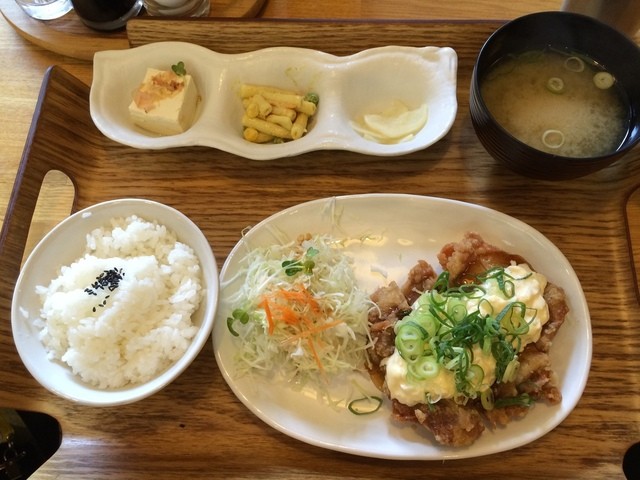 わたしの食卓 白島店 白島 アストラム 定食 食堂 食べログ わたしの食卓 白島店 白島 アストラム 定食 食堂 食べログ