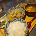 肉豆冨とレモンサワー 大衆食堂 安べゑ - 
