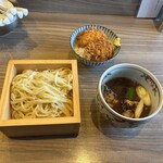 斗香庵 OJIMA - "赤城鶏のつけそば"930円&"＆"茶碗味噌カツ"280円♪