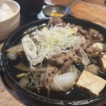 葱屋 平吉 - ねぎまみれ牛すき鉄板焼き