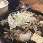 葱屋 平吉 - ねぎまみれ牛すき鉄板焼き