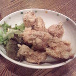 魚太郎鶏次郎 - 鶏の唐揚げ