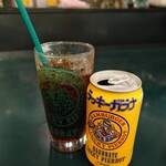 ラッキーピエロ - 『ラッキーガラナ』① ※缶からグラスに注ぎました