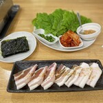 焼肉ホルモン 銀風 - サムギョプサルセット❤︎