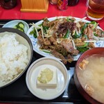 食堂 いしん