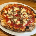 ピッツェリア ルナノーヴァ - サルシッチャ（1800円）