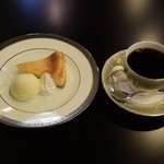 Maruyamakohikurabu - ベイクドチーズケーキ＆バレンタイン珈琲セット
