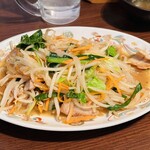 豊受食堂 - 肉野菜炒め