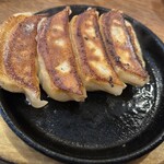 餃子の酒場マイケル - 肉汁餃子