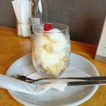 アリーラック - 料理写真:スコーンパフェ