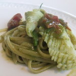 レストラン ファロ 資生堂  - アオリイカとインゲンのバベッティーネ バジリコ風味