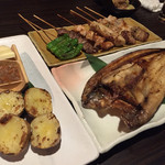 Yamano Saru - インカ(道産のじゃがいも)の炙り焼き
                串焼き盛り合わせ
                しまほっけの開き
                
                さすが北海道！どれも美味！