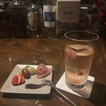 喫茶&BAR ねこと白鳥 - 
