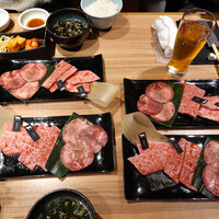 焼肉 ベこ亭 - 希少部位はグリとササミ