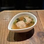 クラフト麦酒酒場 シトラバ - ■お通し（鶏団子） ¥330