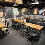クラフト麦酒酒場 シトラバ - 店内・テーブル席