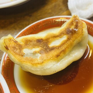 ラーメンと小皿料理 伊太八_1