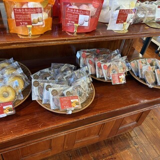 エスプリ・ドゥ・パリ_1