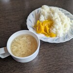 ステーキ食堂 - 無料のライスとスープ