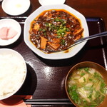 野方餃子 - 麻婆豆腐定食　1,045円
