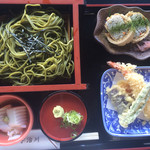 京料理 宇治川旅館 - 茶そば