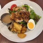 ロイヤルホスト - グリルチキンサラダ