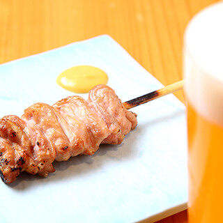 活きた酵母が入ったビール「白穂乃香」や「ITOジン」も揃う