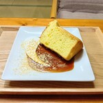 Cafe  Storia - 米粉のシフォンケーキ(黒蜜きなこソース)
