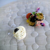 レストラン TIN’IN - 島野菜のマリネが鮮やか♪左下はマーマチ（地魚 フエダイ）のタルタルを栗芋でモンブラン仕立てに。上にキャビアをトッピングしてありますが、納得のキャビア使いが良かったです。