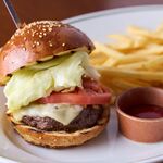 TWELVE ON THE PARK BAR & GRILL - 