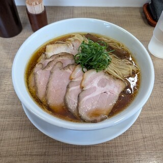 麺庵ちとせ - 料理写真:チャーシュー麺+大盛り。
