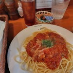 spaghetti pino - 平日限定サービスランチ アサリのトマトソース1100円