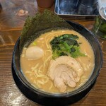 横浜家系ラーメン 一門家 - 