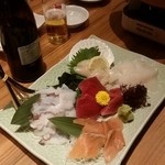 つぼ八 - 料理写真:お刺身盛り合わせ
