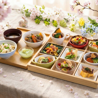 盛付簡単、映える『小鉢ビュッフェ』