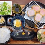 黒豚の館 - 黒豚熟成プレミアムヒレ＆ロースかつ定食