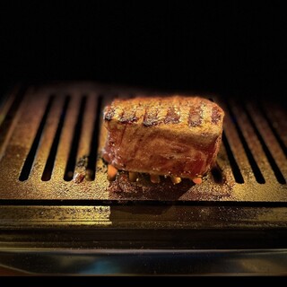 ニクアザブ GEMS新橋店_2