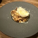 クオーレ ディ イッスイ - 黒毛和牛ボロネーゼとブラータチーズ　フェットチーネ