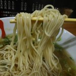 六盛 - 中華そばは中加水細ストレート麺