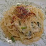 KIHACHI ITALIAN - 2015　クリーミーな真鱈の白子と九条ねぎのスパゲッティ　白舞茸のフリットをのせて