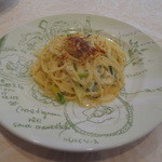 KIHACHI ITALIAN - 2015　（選べるパスタまたはピッツァ）クリーミーな真鱈の白子と九条ねぎのスパゲッティ　白舞茸のフリットをのせて