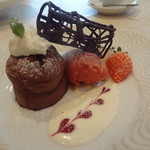 KIHACHI ITALIAN - 2015　バレンタインメニュー： 熱々フォンダンショコラと苺のジェラード