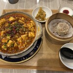 京熹 - 麻婆豆腐刀削麺定食（980円、税込）＋激辛（100円）