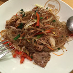 ハングル・タイガー・ダイニング - 牛肉のチャプチェを崩したところ