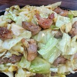 びっくり亭 - 料理写真:焼肉1.5枚