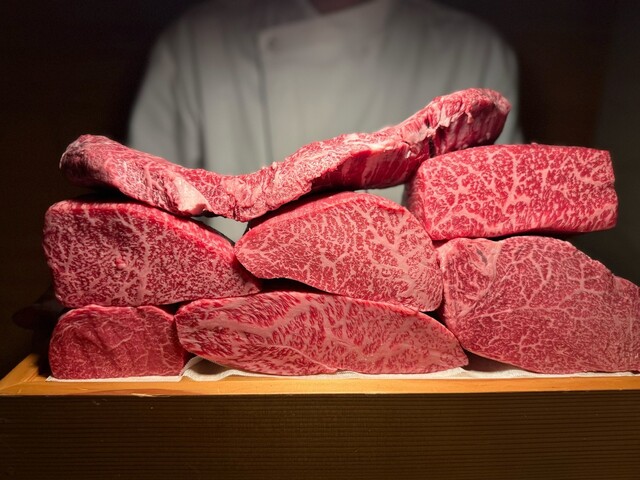 Wagyu Matsushita Kamidoori ten, Osaka, Japan