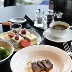 ビューアンドダイニングザスカイ - 