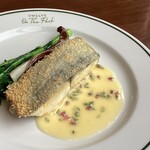 TWELVE ON THE PARK BAR & GRILL - 